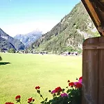 Eberler Apartament *